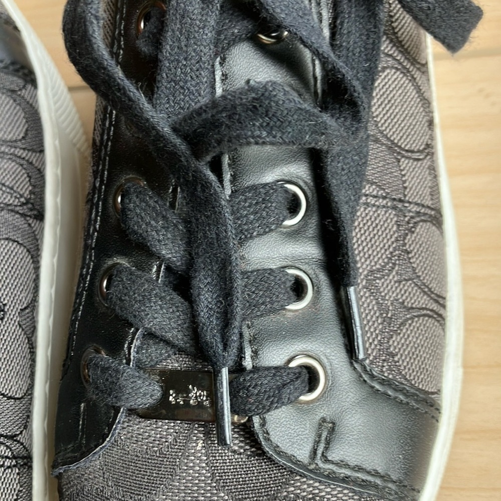 Coach Black and Gray Monogram Low-Top Sneakers Paddy Size 8 - Picture 9 of 9